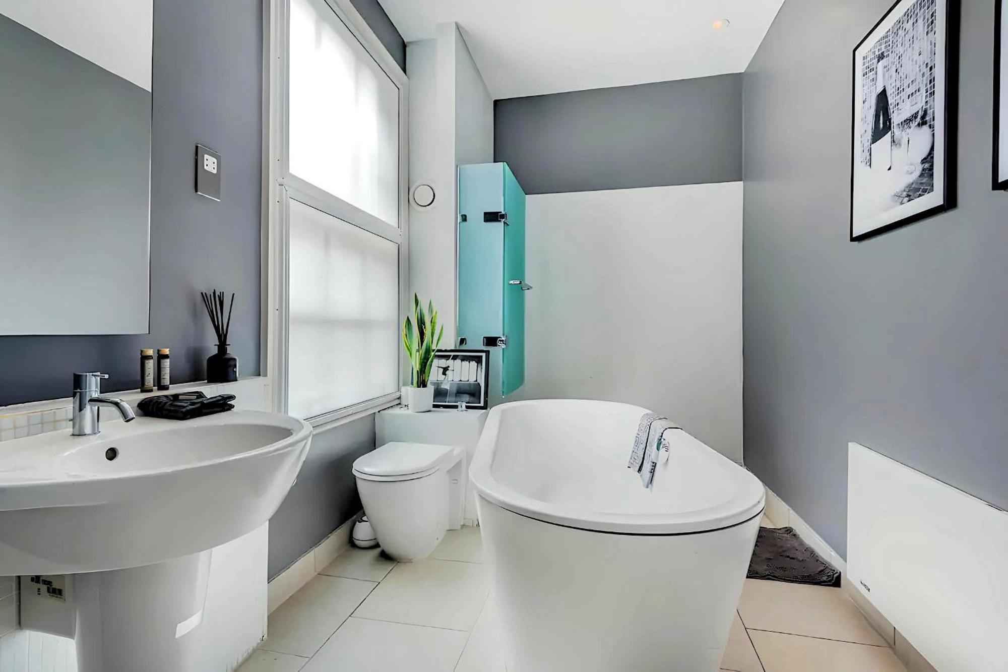 Welcome London - Stay At The Piazza! Ngoại thất bức ảnh